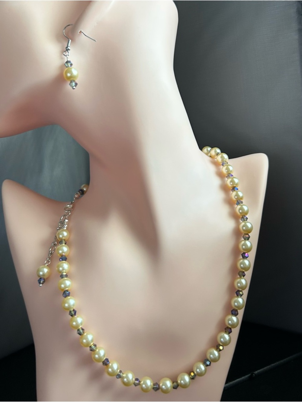 Dark cream 6mm Pearls and crystal handmade Necklace and Earrings Set. Brand new.